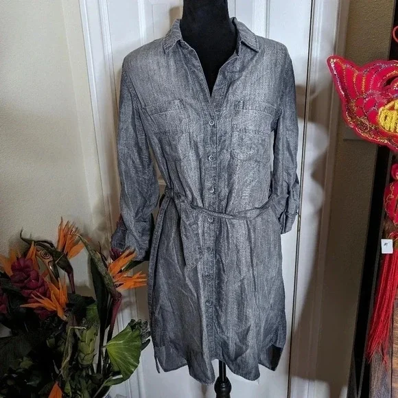 Moving Sale! 💘 By Cloth & Stone Chambray Hearth Shirtdress - Picture 6 of 10